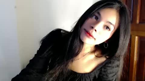 Snapshot of hot_yanna143 chatting on May 2026 02:17:02 AM Yanna online show from May 2026 02:17:02 AM