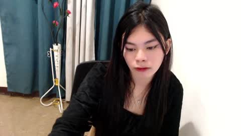Yanna online show from June 2026 12:52:01 PM