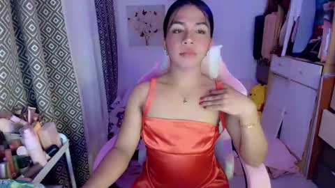 Snapshot of hot_zoe01 chatting on April 2026 12:07:01 PM ZOE online show from April 2026 12:07:01 PM