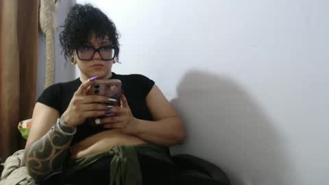 Snapshot of hotandpower10 chatting on February 2025 03:11:02 AM Hot and PowerHOPE U MISS ME online show from February 2025 03:11:02 AM