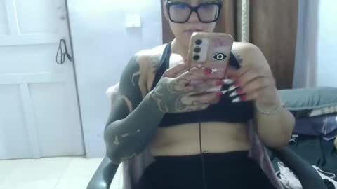 Hot and PowerHOPE U MISS ME online show from November 2025 11:48:01 PM