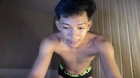 hotasian_jerome online show from May 2026 09:33:02 PM