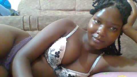 Snapshot of hotbabbee chatting on February 2025 04:14:02 PM love online show from February 2025 04:14:02 PM