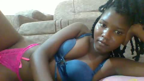 Snapshot of hotbabbee chatting on February 2025 06:58:01 PM love online show from February 2025 06:58:01 PM