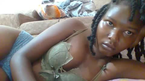 Snapshot of hotbabbee chatting on March 2025 03:41:01 AM love online show from March 2025 03:41:01 AM