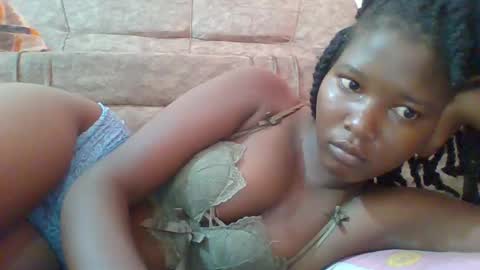 Snapshot of hotbabbee chatting on March 2025 09:33:02 AM love online show from March 2025 09:33:02 AM