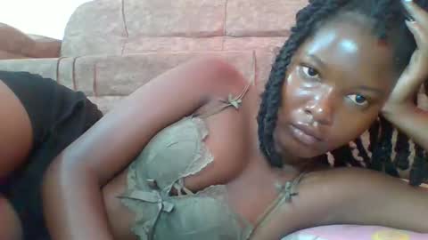 Snapshot of hotbabbee chatting on March 2025 05:54:01 AM love online show from March 2025 05:54:01 AM