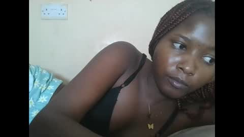Snapshot of hotbabbee chatting on September 2025 07:57:01 PM love online show from September 2025 07:57:01 PM