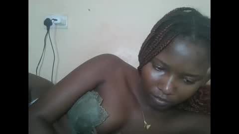 Snapshot of hotbabbee chatting on September 2025 07:54:01 AM love online show from September 2025 07:54:01 AM