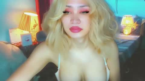 Snapshot of hotbabe_tanya chatting on March 2025 12:48:01 AM T A N Y A online show from March 2025 12:48:01 AM