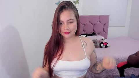 Snapshot of hotbbcwife chatting on November 2025 01:17:02 AM lesly and ander online show from November 2025 01:17:02 AM