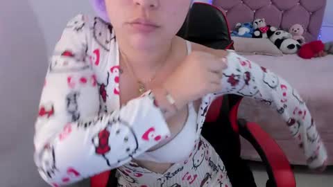 lesly and ander online show from May 2026 07:11:01 PM