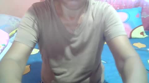 Snapshot of hotbetty_45 chatting on January 2025 10:57:02 PM hotbetty_45 online show from January 2025 10:57:02 PM