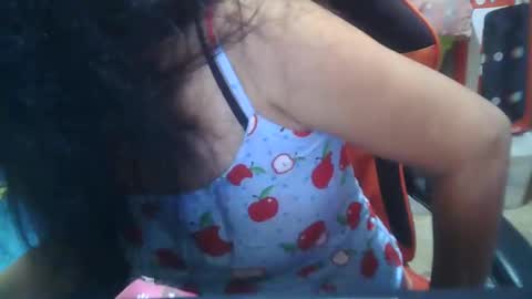Snapshot of hotbetty_45 chatting on February 2025 07:44:01 AM hotbetty_45 online show from February 2025 07:44:01 AM