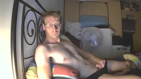 Snapshot of hotbilly_39 chatting on September 2025 11:04:02 PM hotbilly_39 online show from September 2025 11:04:02 PM