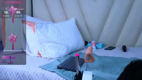 Snapshot of hotboy21_ chatting on September 2025 04:05:02 AM hotboy21_ online show from September 2025 04:05:02 AM