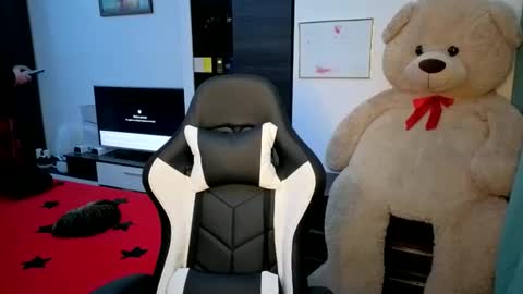 Hotboyshorny online show from April 2026 09:47:02 AM