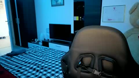 Hotboyshorny online show from May 2026 09:47:01 AM