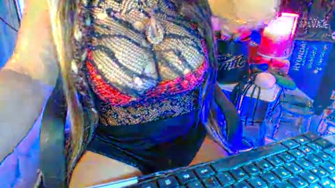 Snapshot of hotbritneyxx chatting on February 2025 09:40:01 PM hotbritneyxx online show from February 2025 09:40:01 PM