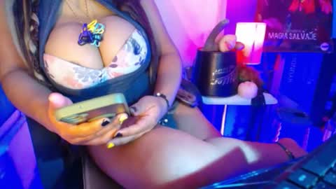 Snapshot of hotbritneyxx chatting on February 2025 08:07:01 AM hotbritneyxx online show from February 2025 08:07:01 AM