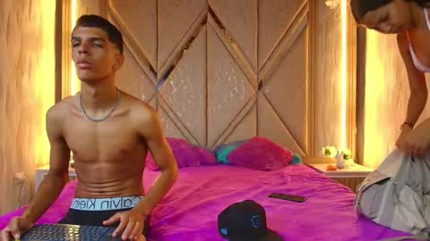 Snapshot of hotcouple_222 chatting on November 2025 07:30:02 AM hotcouple_222 online show from November 2025 07:30:02 AM