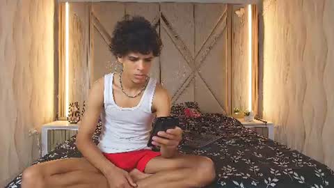hotcouple_222 online show from June 2026 01:23:01 PM