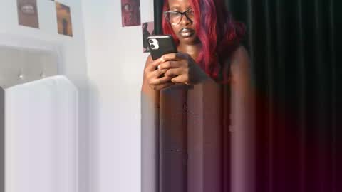 Hotcurvykeisha online show from March 2026 03:17:01 PM