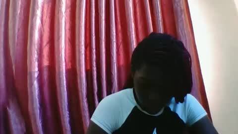 VICTORIA online show from November 2025 12:28:02 PM