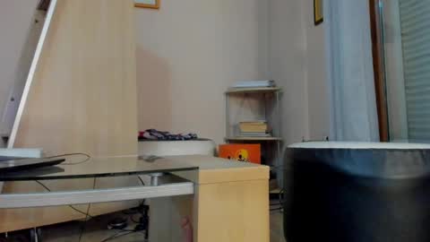 Erika  online show from April 2026 09:08:01 PM