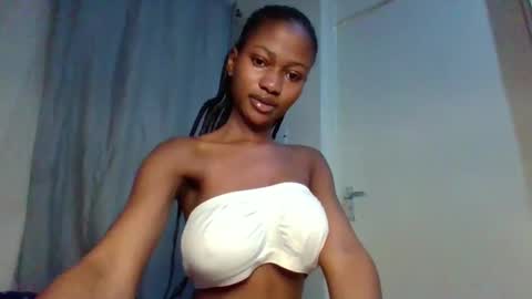 Snapshot of hotfalling706077 chatting on December 2024 11:56:02 PM hotfalling706077 online show from December 2024 11:56:02 PM