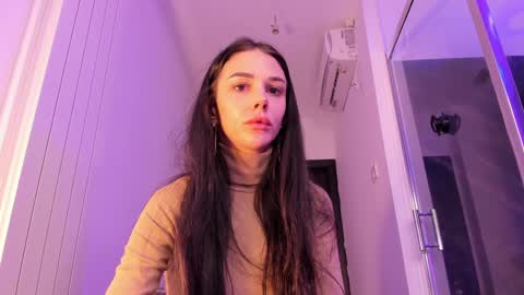 Snapshot of hotfallingdevil chatting on March 2026 05:35:01 AM hotfallingdevil online show from March 2026 05:35:01 AM