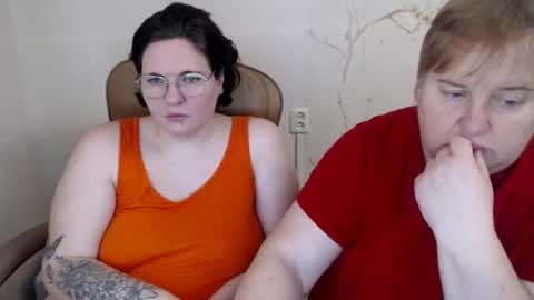 Snapshot of hotfiremommy chatting on January 2025 01:53:02 PM LimonkaFire online show from January 2025 01:53:02 PM