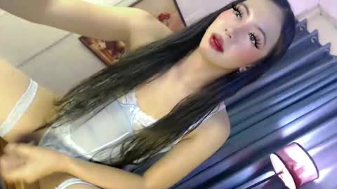 Snapshot of hotfucking_queen1111 chatting on October 2025 06:13:02 AM hotfucking_queen1111 online show from October 2025 06:13:02 AM