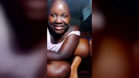hotgal200 online show from July 2026 07:52:01 PM