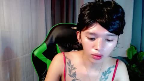 Snapshot of hotgirlronaxx chatting on December 2025 12:39:02 AM hotgirlronaxx online show from December 2025 12:39:02 AM