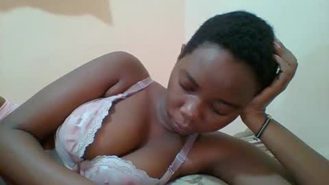 Queen online show from February 2025 09:49:01 AM