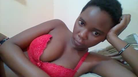 Queen online show from February 2025 09:46:02 AM