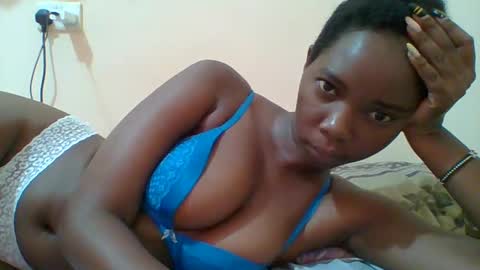 Queen online show from March 2025 11:01:02 AM