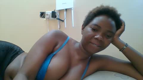 Queen online show from September 2025 06:47:02 AM