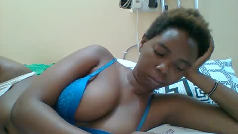 Queen online show from September 2025 06:14:01 AM