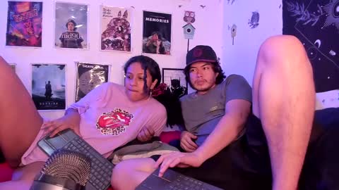 Sam and Nico online show from May 2026 07:52:01 PM