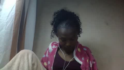 veronique online show from September 2025 05:46:01 PM