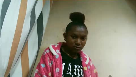 veronique online show from October 2025 06:04:01 PM