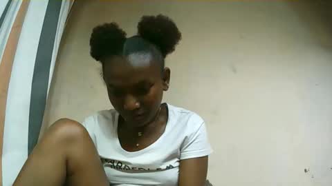 veronique online show from October 2025 09:39:01 AM