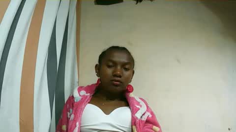 veronique online show from October 2025 10:35:02 AM