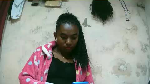 veronique online show from October 2025 08:22:01 AM