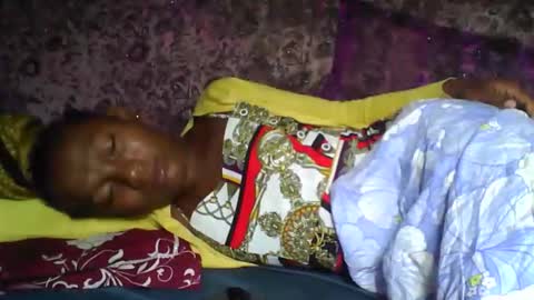 Snapshot of hotiesveronique chatting on February 2026 08:02:01 PM veronique online show from February 2026 08:02:01 PM