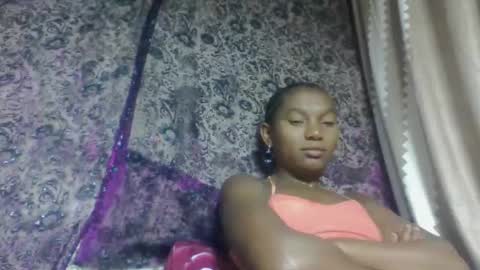 Snapshot of hotiesveronique chatting on February 2026 08:05:02 AM veronique online show from February 2026 08:05:02 AM