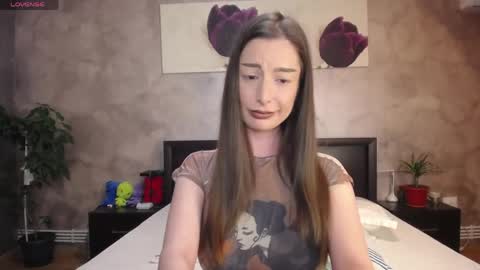 Lia   online show from April 2026 04:31:02 PM