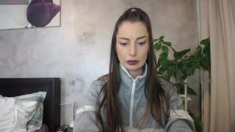 Lia   online show from May 2026 07:08:02 PM